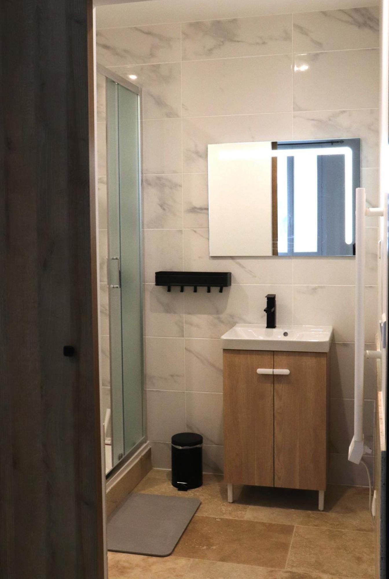Superbes Appartements Modernes Et Neufs Bagnols-sur-Cèze Zewnętrze zdjęcie